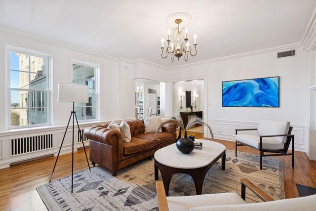 510 Groveland Avenue 522, Minneapolis, MN 55403