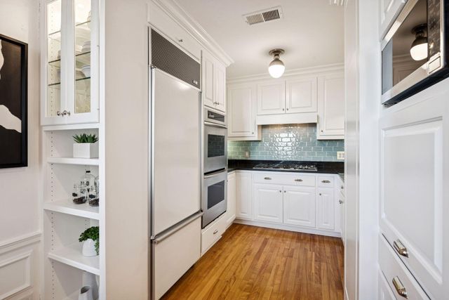 510 Groveland Avenue 522, Minneapolis, MN 55403