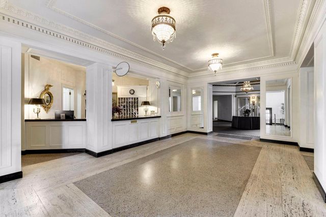 510 Groveland Avenue 522, Minneapolis, MN 55403