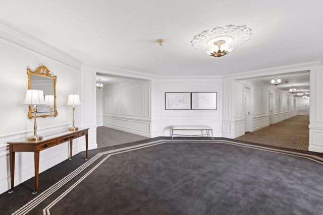 510 Groveland Avenue 522, Minneapolis, MN 55403