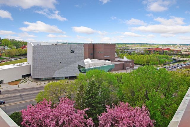 510 Groveland Avenue 522, Minneapolis, MN 55403