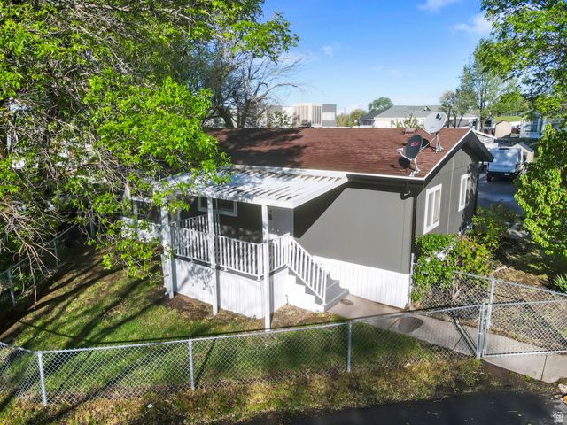 96 BARRINGTON WAY, Layton, UT 84041