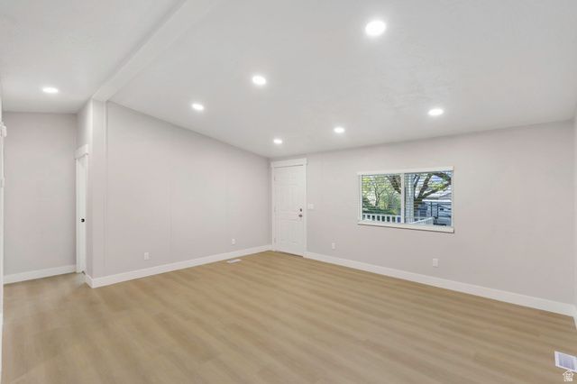 96 BARRINGTON WAY, Layton, UT 84041