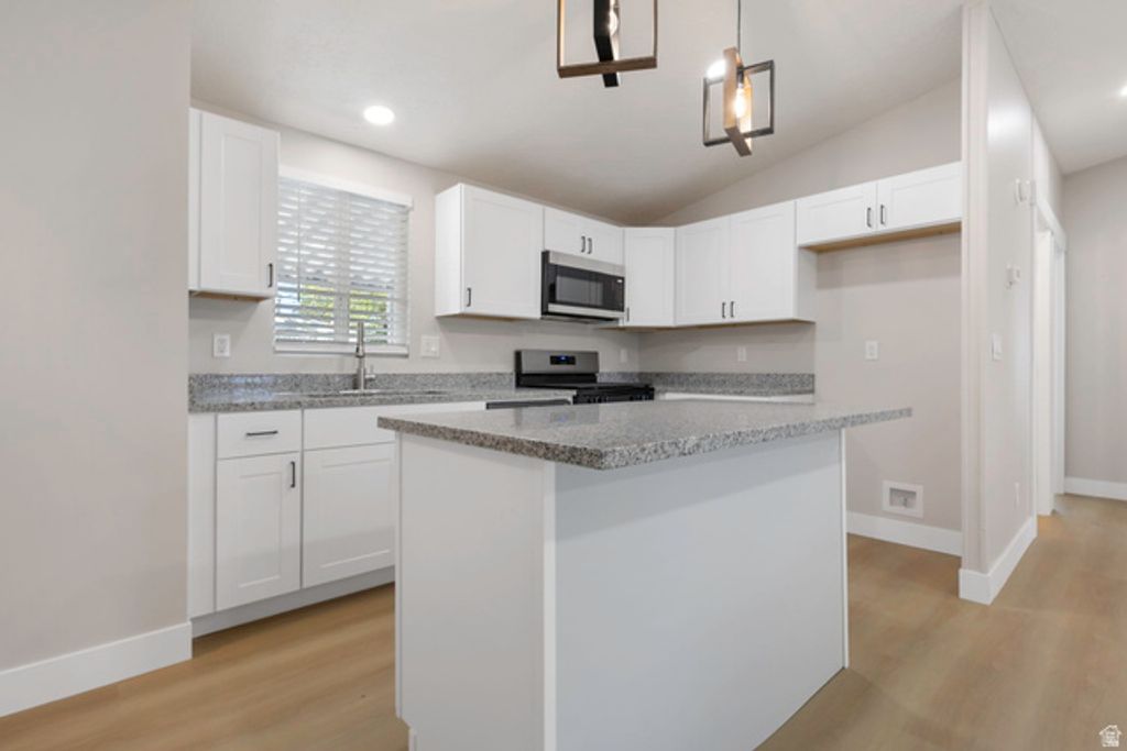 96 BARRINGTON WAY, Layton, UT 84041