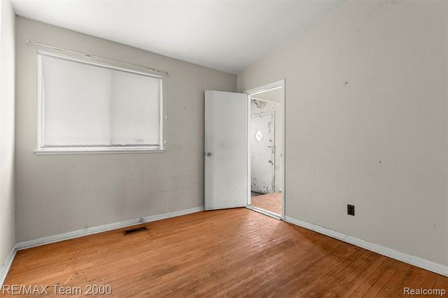 15211 Joan Street, Oak Park, MI 48237