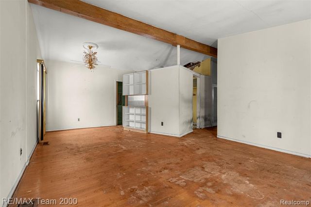 15211 Joan Street, Oak Park, MI 48237