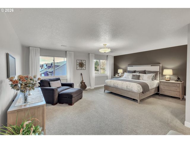 16431 Nw CHARLAIS St, Beaverton, OR 97006