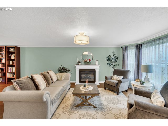 16431 Nw CHARLAIS St, Beaverton, OR 97006