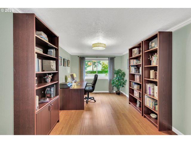 16431 Nw CHARLAIS St, Beaverton, OR 97006