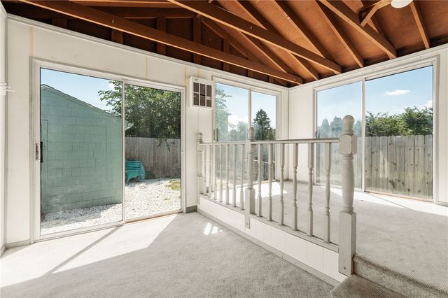 21 Ashley Street, Cranston, RI 02920