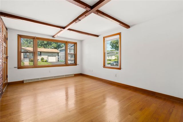 21 Ashley Street, Cranston, RI 02920