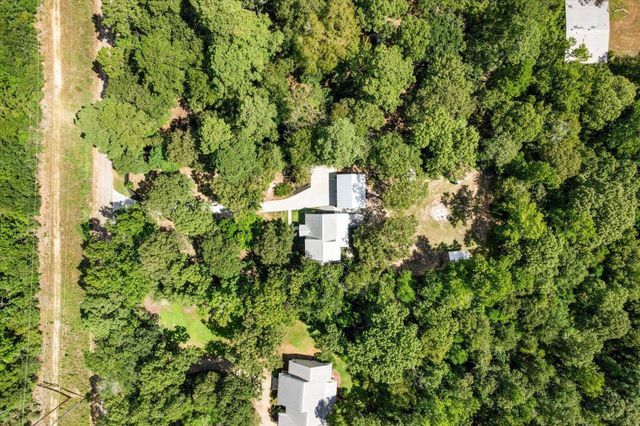 6075 Highline Drive, Montgomery, TX 77316