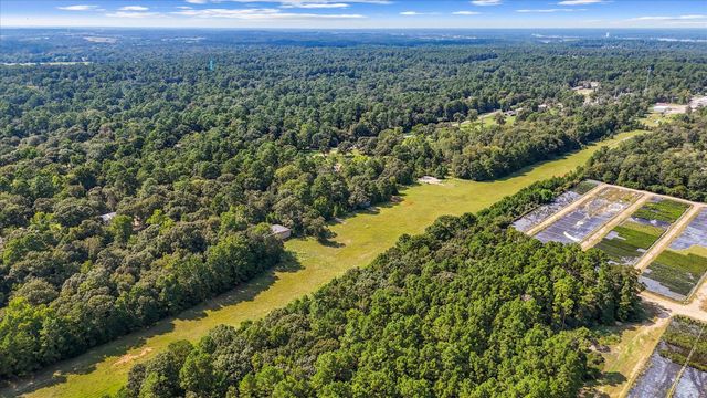 6075 Highline Drive, Montgomery, TX 77316