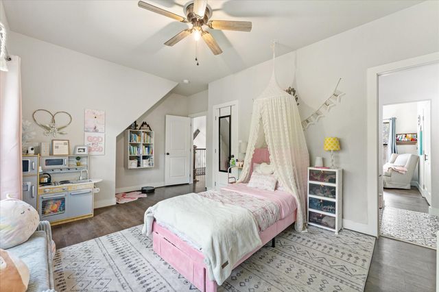 6075 Highline Drive, Montgomery, TX 77316