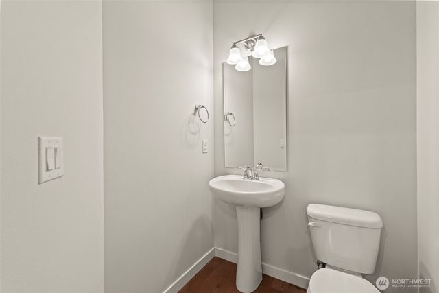 1119 NE Hickory Lane, Issaquah, WA 98029