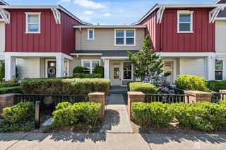 1119 NE Hickory Lane, Issaquah, WA 98029