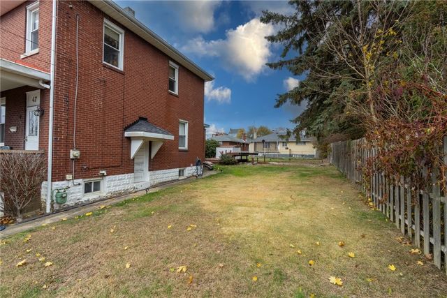 47 May Ave, Mckees Rocks, PA 15136