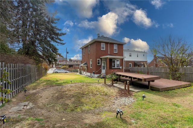 47 May Ave, Mckees Rocks, PA 15136