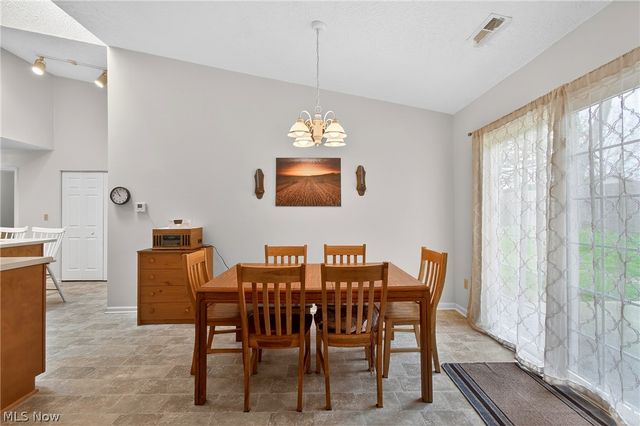 1909 Saddlebrook Circle, Wooster, OH 44691