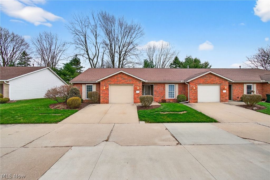 1909 Saddlebrook Circle, Wooster, OH 44691