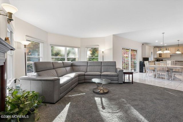 312 Wembley Place, Morganville, NJ 07751
