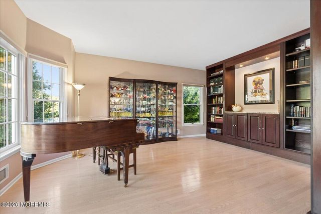 312 Wembley Place, Morganville, NJ 07751