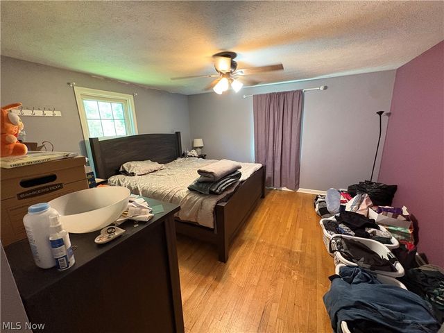 3617 Columbia Road, North Olmsted, OH 44070
