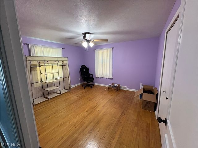 3617 Columbia Road, North Olmsted, OH 44070