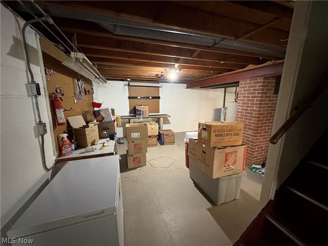 3617 Columbia Road, North Olmsted, OH 44070