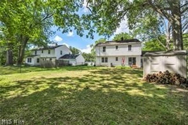 3617 Columbia Road, North Olmsted, OH 44070