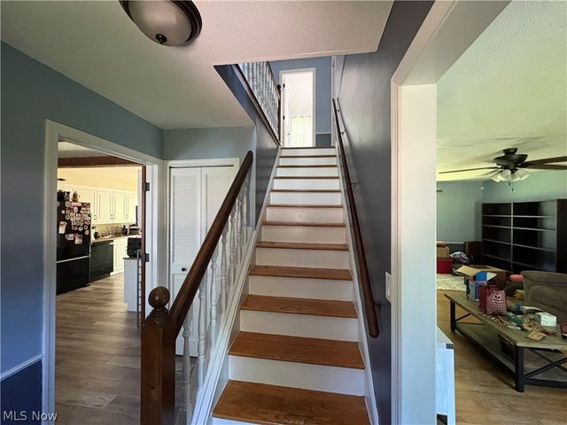 3617 Columbia Road, North Olmsted, OH 44070