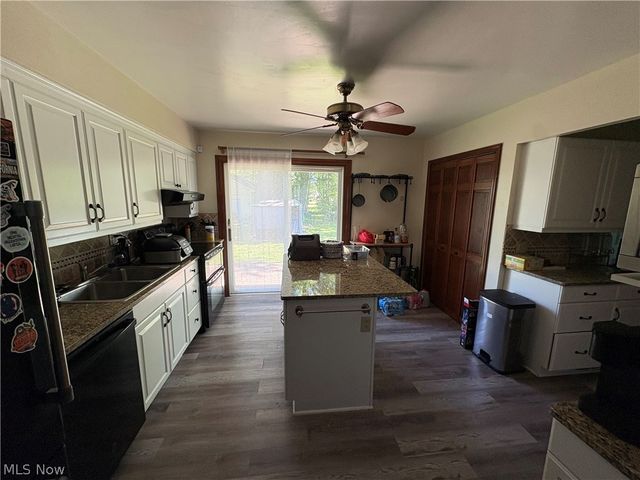 3617 Columbia Road, North Olmsted, OH 44070