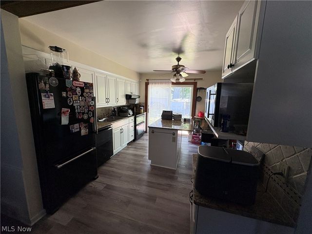 3617 Columbia Road, North Olmsted, OH 44070