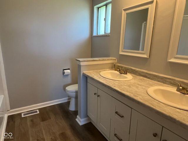3751 W 97th Street, Carmel, IN 46032