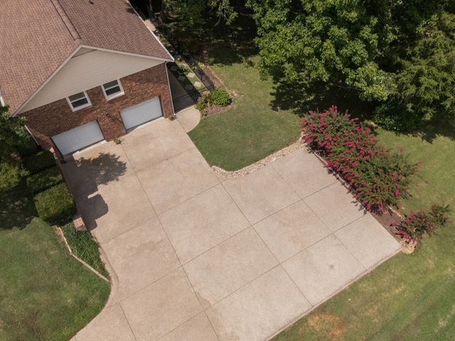 506 Page Dr, Mount Juliet, TN 37122