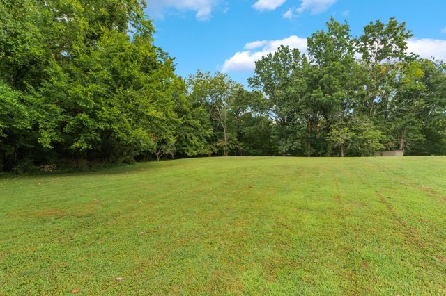 506 Page Dr, Mount Juliet, TN 37122