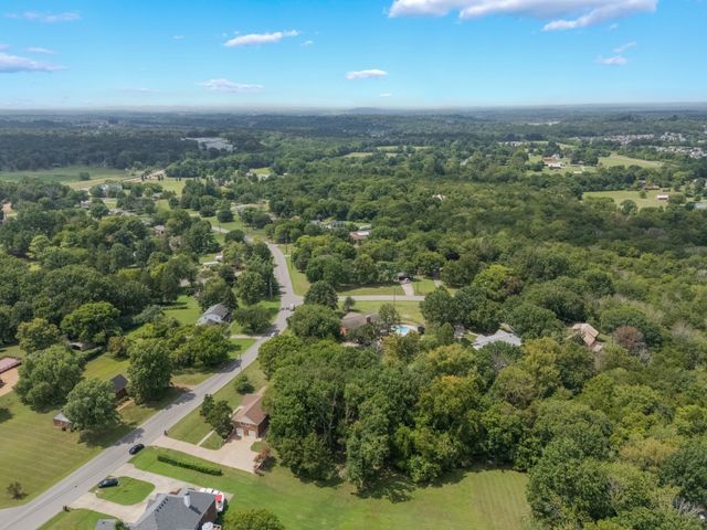 506 Page Dr, Mount Juliet, TN 37122