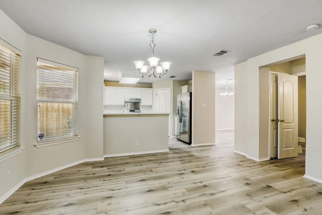 2121 DESCO DR, Austin, TX 78748