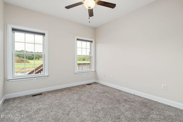 160 Genesis Ave, Crossville, TN 38571