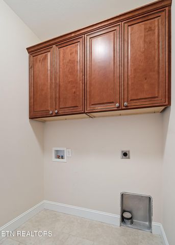 160 Genesis Ave, Crossville, TN 38571