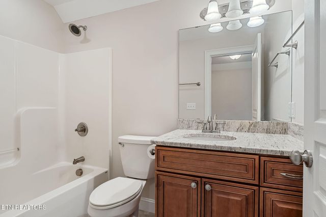 160 Genesis Ave, Crossville, TN 38571