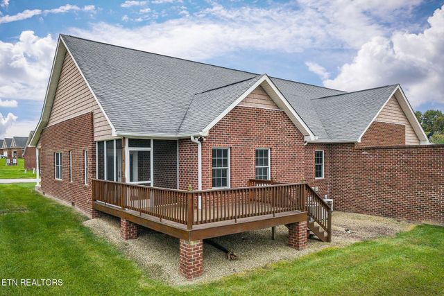 160 Genesis Ave, Crossville, TN 38571