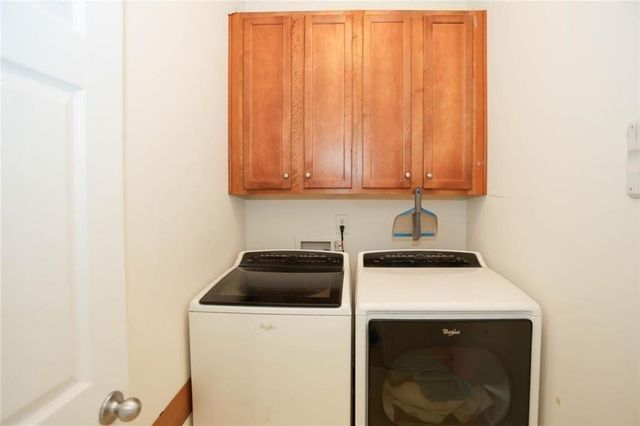 4011 Oak Field Drive, Loganville, GA 30052