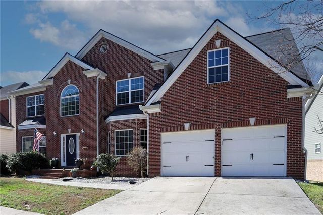 4011 Oak Field Drive, Loganville, GA 30052