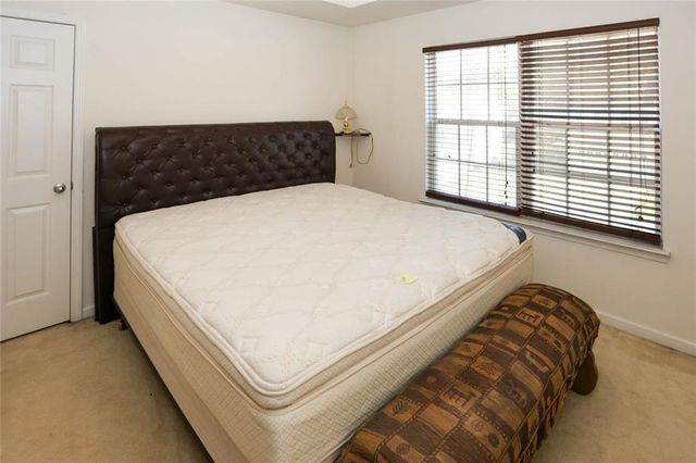 4011 Oak Field Drive, Loganville, GA 30052