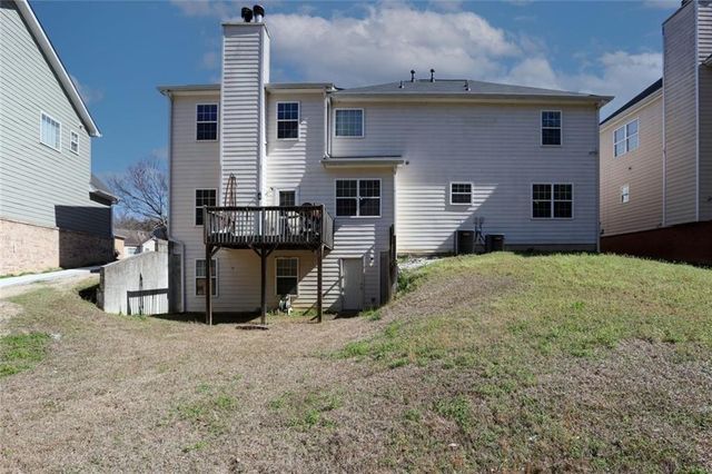 4011 Oak Field Drive, Loganville, GA 30052