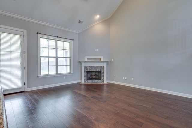 9565 GRAYS SONG DR, Cordova, TN 38018