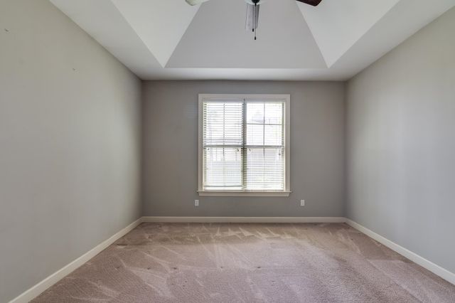 9565 GRAYS SONG DR, Cordova, TN 38018