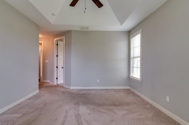 9565 GRAYS SONG DR, Cordova, TN 38018