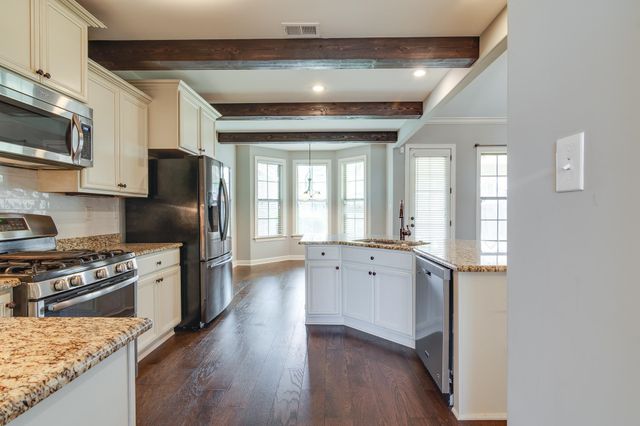 9565 GRAYS SONG DR, Cordova, TN 38018